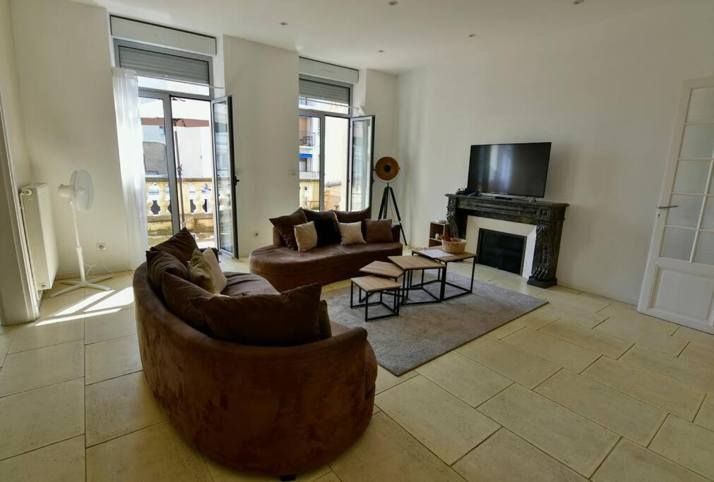 Grand Appartement De Haut Standing En Centre-Ville Montluçon المظهر الخارجي الصورة