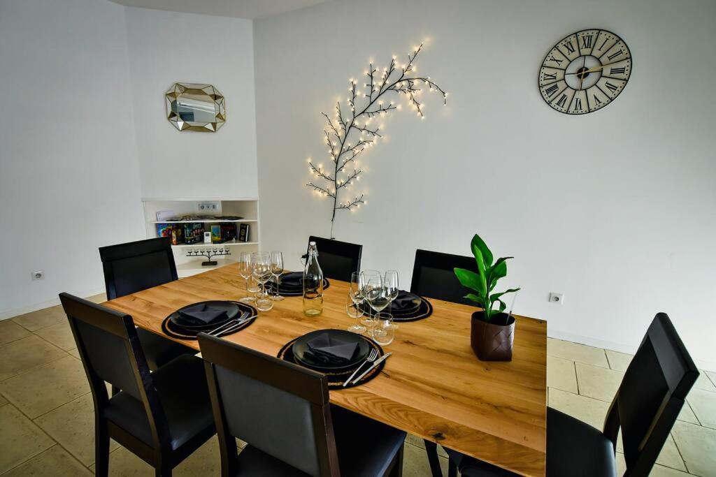 Grand Appartement De Haut Standing En Centre-Ville Montluçon المظهر الخارجي الصورة