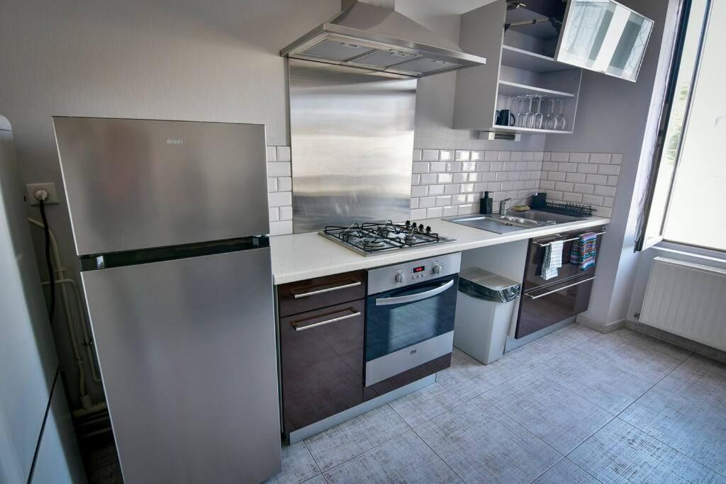 Grand Appartement De Haut Standing En Centre-Ville Montluçon المظهر الخارجي الصورة