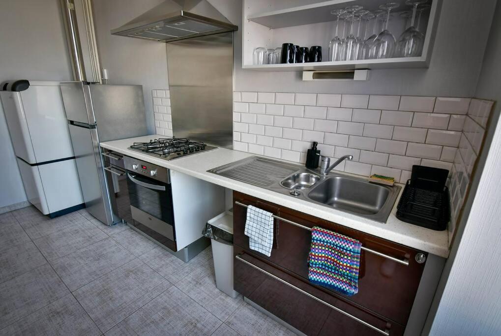Grand Appartement De Haut Standing En Centre-Ville Montluçon المظهر الخارجي الصورة