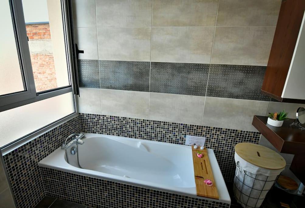 Grand Appartement De Haut Standing En Centre-Ville Montluçon المظهر الخارجي الصورة