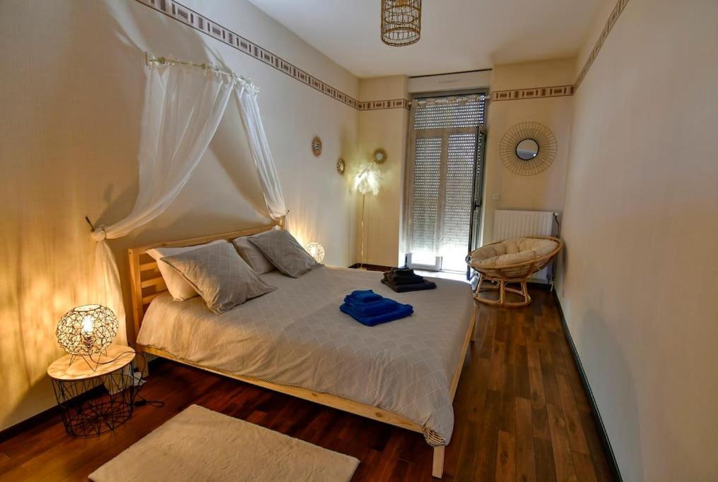 Grand Appartement De Haut Standing En Centre-Ville Montluçon المظهر الخارجي الصورة